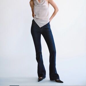 Abercrombie & Fitch Jean bootcut NWT mid rise dark rinse size 25